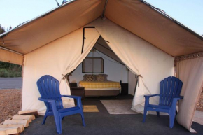 Bear Valley Glamping Tent with Extraordinary Views of Mokelumne Peak cabin